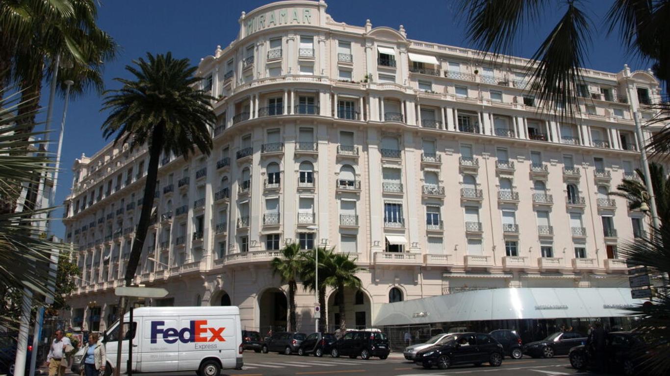 Azur Cannes Le Romanesque