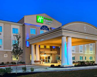 Holiday Inn Express & Suites Cotulla By IHG - Cotulla - Gebäude
