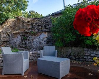 Gca065 - Gîte de France 2 Épis 2 Pers à Sauveterre - Gorges-du-Tarn-Causses - Patio