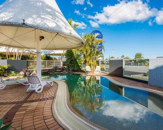 Comfort Inn All Seasons - Ballina - Pileta
