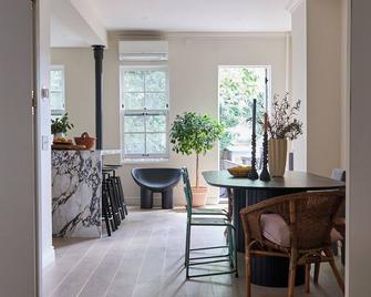 Charming 3-bedroom house with WiFi and AC in beautiful Brooklyn - Brooklyn