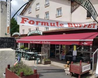 Hotel La Grand Halt - La Bastide-Puylaurent - Edificio