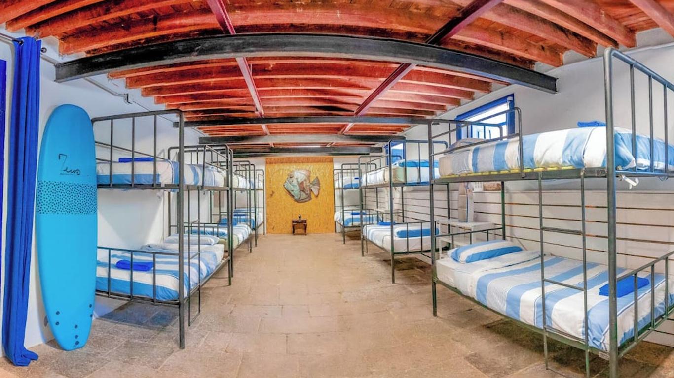 Atlantis Surf Hostel