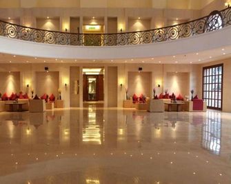 Evershine Resort & Spa - Mahabaleshwar - Lobby