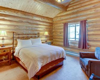 The Roosevelt Hotel - Yellowstone - Gardiner - Bedroom