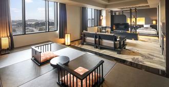 Hotel Mystays Premier Narita - Narita - Living room