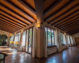 La Estancia - La Muela - Lobby