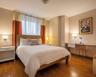 Hotel Sandmelis - Quito - Chambre