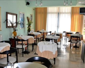 Kalypso Hotel - Poros - Restaurace
