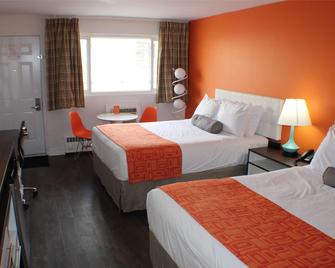Howard Johnson by Wyndham Kingston - Kingston - Habitación
