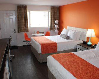 Howard Johnson by Wyndham Kingston - Kingston - Camera da letto