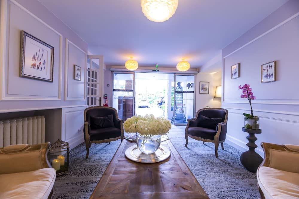 Hotel Le Lion D'Or et Restaurant La Table Du Lion - באיואו - סלון