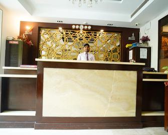 The Grand Vikalp By Saga Hotels - New Delhi - Front desk