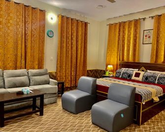 Duroyou Inn - Gilgit - Bedroom