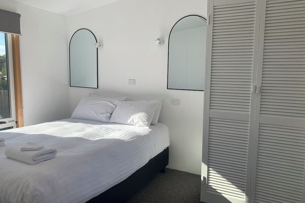 Champ Villa - Bicheno - Bedroom