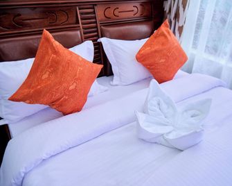 Sumni Hotel - Nkoanrua