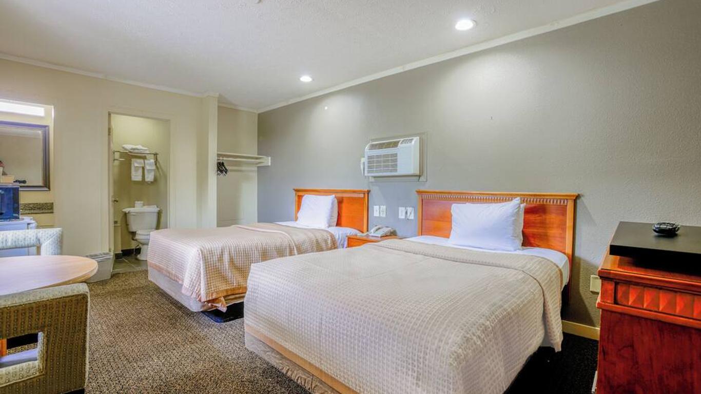 Budget Inn By OYO Natural Bridge I-81