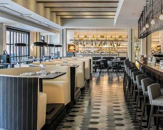 Hotel Zero Degrees Danbury - Danbury - Bar
