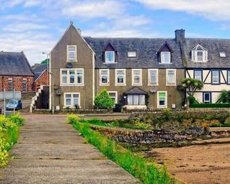 Inviting 1-Bed Apartment in Campbeltown Loch views - Campbeltown - Building