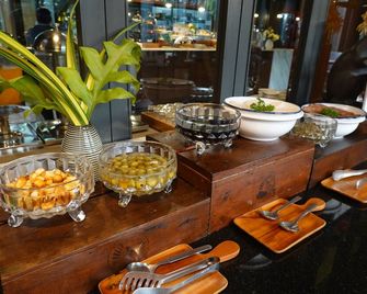 Marine Beach Hotel Pattaya - Jomtien - Buffet