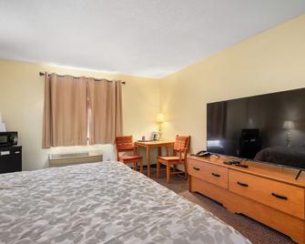 Americas Best Value Inn Grand Forks - Grand Forks - Slaapkamer