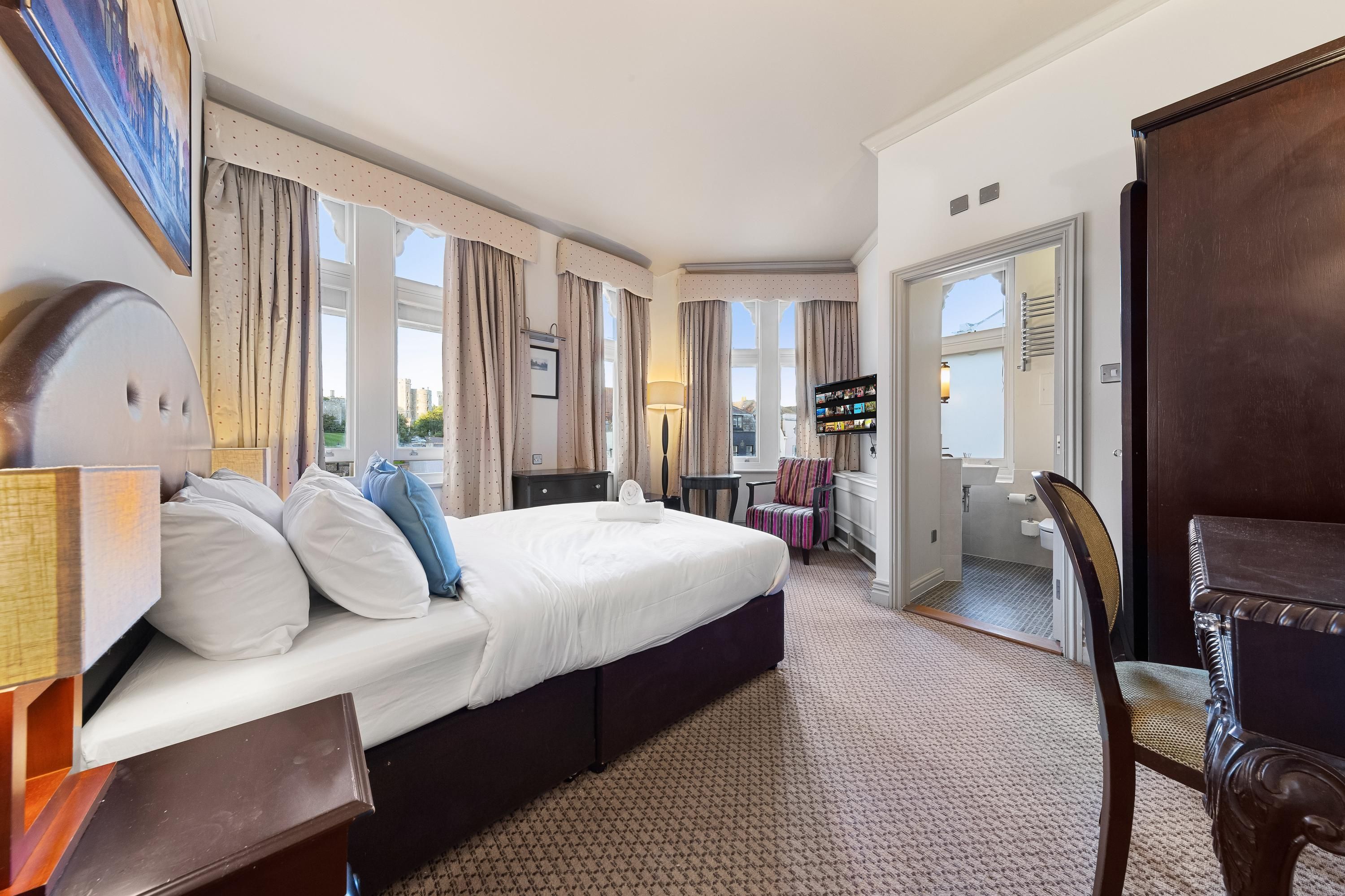 Harte And Garter Hotel