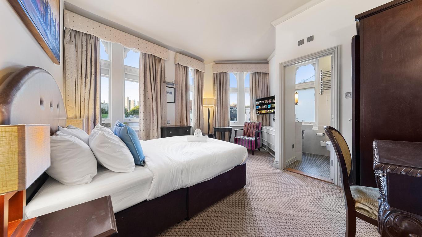 Harte And Garter Hotel