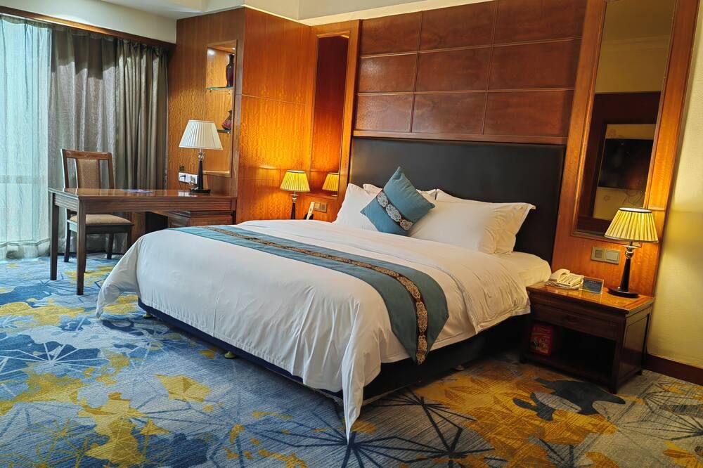 جيانجمين جلادين هوتل