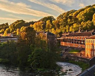 New Lanark Self Catering Waterhouses - Lanark - Вигляд зовні