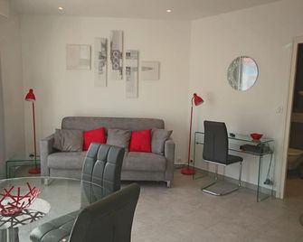 Superb renovated apartment - Nice - Salon