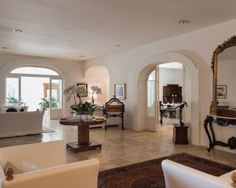 Il Melograno - Monopoli - Lobby