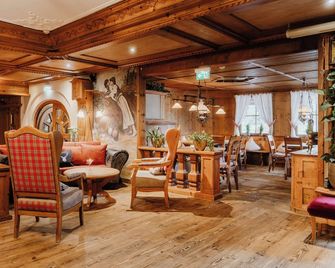 Hotel Schwarzer Adler - Tannheim