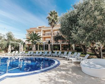 Resort Trcol - Novalja - Basen