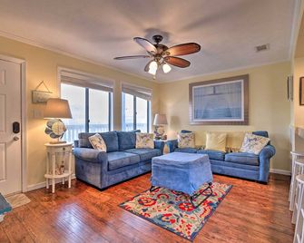 Convenient PCB Condo with Pool Access Walk to Beach - Panama City Beach - Stue