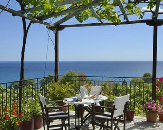 Hotel Agnadi - Horefto - Chorefto - Balcon