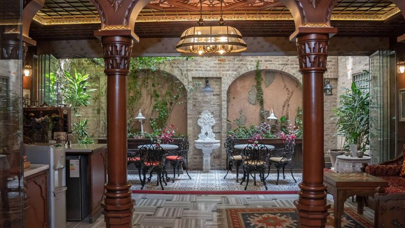 Hotel Niles Istanbul