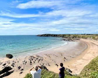 Thistledown Lodge - Fethard - Beach