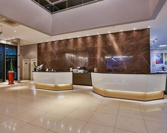 Quality Hotel Manaus - מאנואס - דלפק קבלה