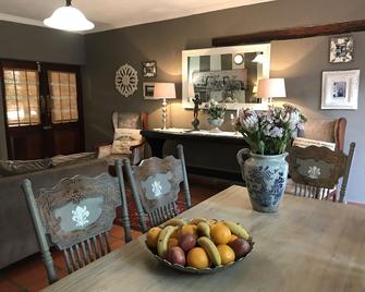 Waterhouse Guest Lodge - Indus Street - Pretoria - Comedor
