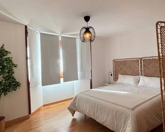 Fuente del Tesoro Apartment - Granada - Bedroom