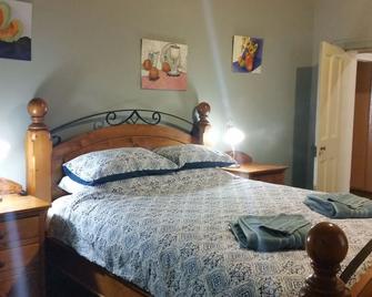 Historic Tyford House, close to all amenities - Dongara - Habitación