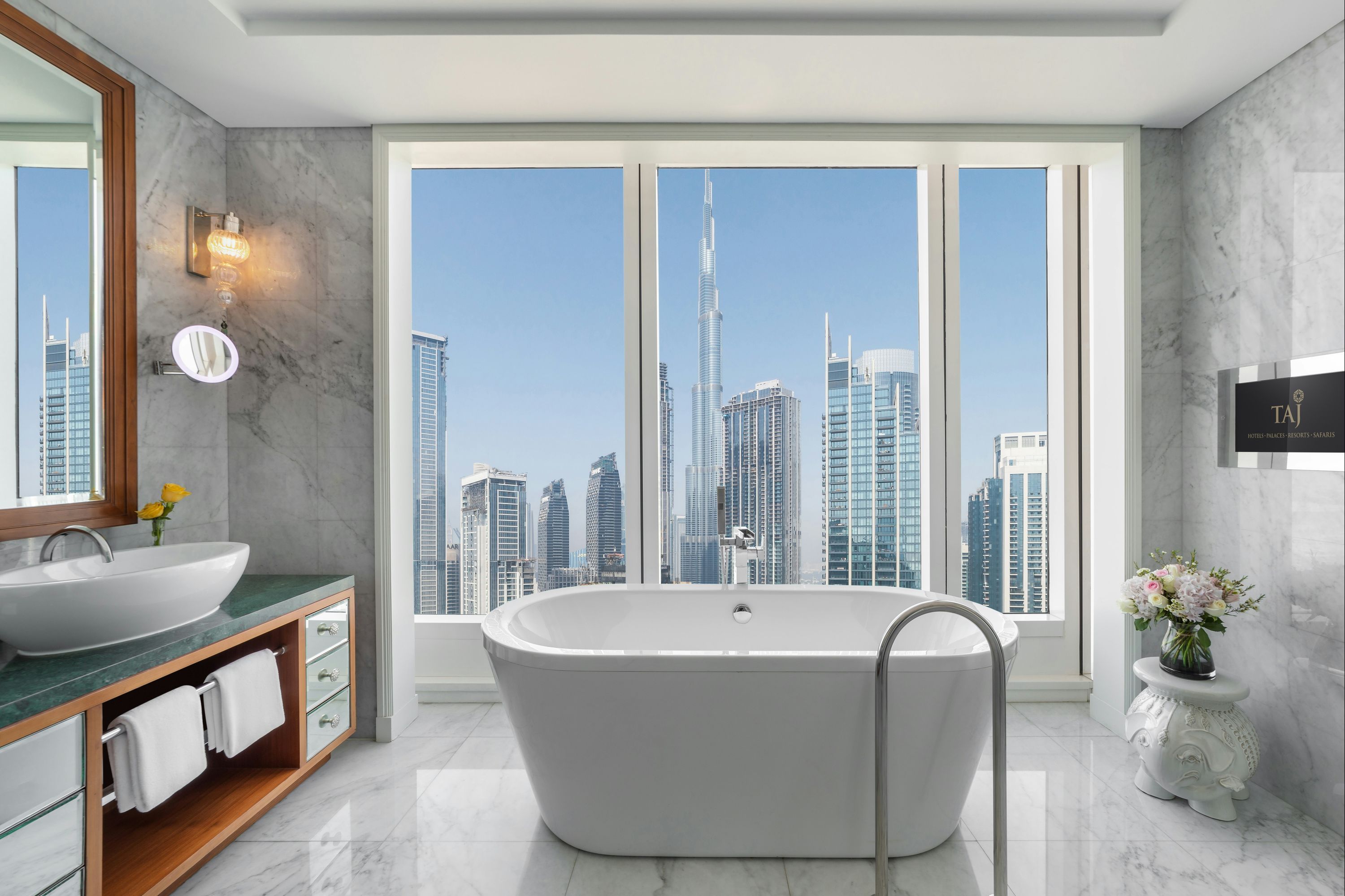 Taj Dubai thumbnail 3