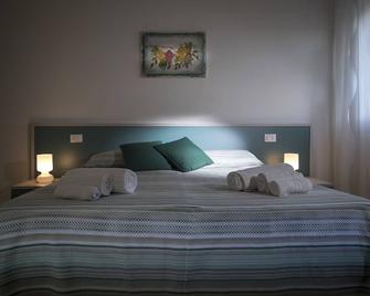 B&B Z'Angelina - Paparella - Habitación