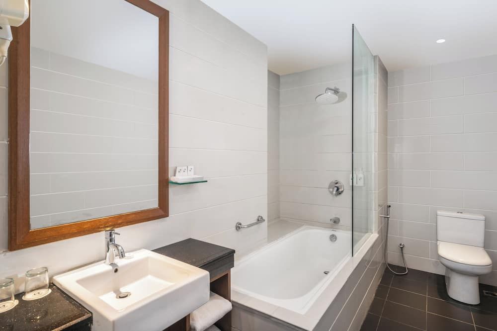 Swiss-Belinn Baloi Batam - באטאם קוטה - חדר רחצה
