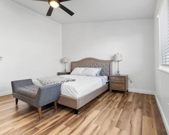 4 Bedroom Home in Tracy 2 Minutes to Hig - Tracy - Habitación