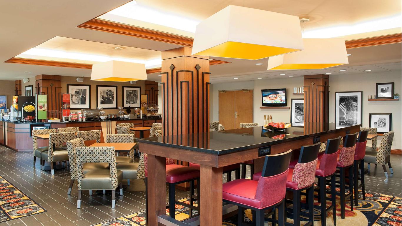 Hampton Inn Columbus/Taylorsville/Edinburgh