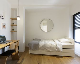 Localz - Bazel Central Apartment With Balcony - Tel Aviv - Bedroom