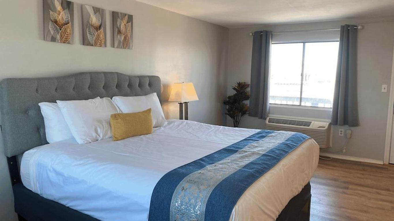 Hampton Harbor Motel