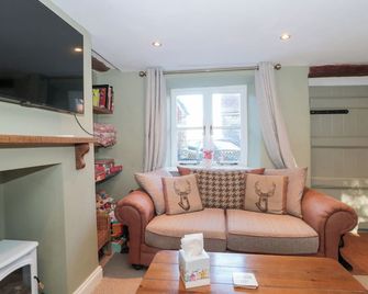 The Corner Cottage - Wotton-under-Edge