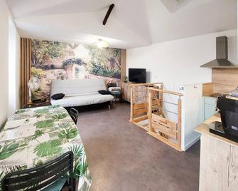 Beautiful Apartment With Wifi - Pornic - Living room
